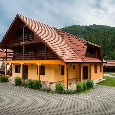 Cabana Sargetia Costeşti Exteriér fotografie